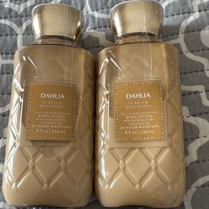 🔥 Two 2 Bath & Body Works Dahlia Body Lotion - new 🔥
